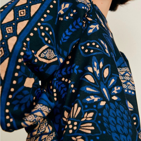 FARM RIO Macaw Forest Sweatshirt - Picture 2 of 5